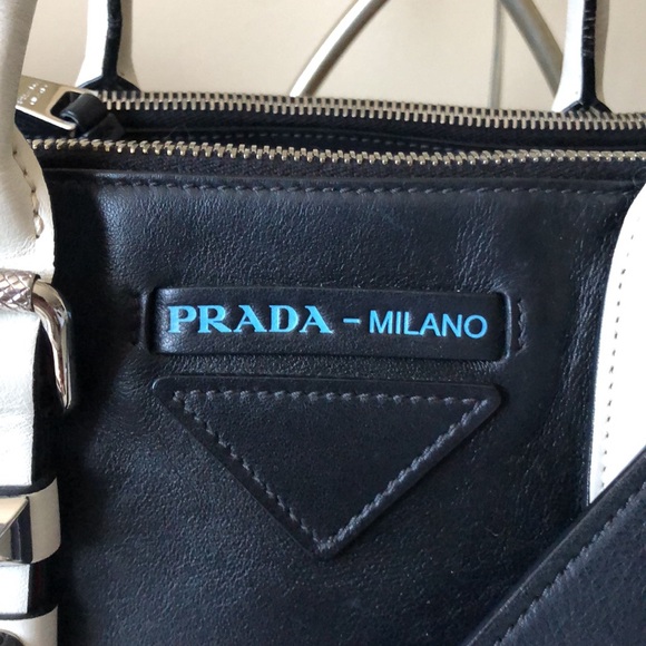 PRADA Leather Black/ White GRACE LUX 1BA175 Tote - Picture 2 of 14